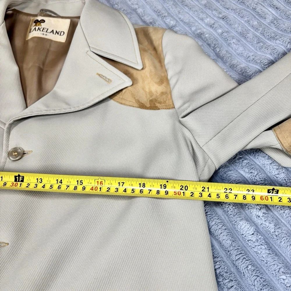 Vintage LAKELAND Men's size 44 Western style with elbow patches‎ jacket, blazer